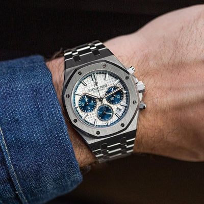 Audemars Piguet Royal Oak Chronograph 41 Silver Dial Blue Sub-Dials